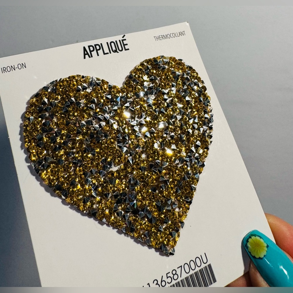 Iron-On Patch Gold and Silver Heart Appliqué NWT - Picture 8 of 9